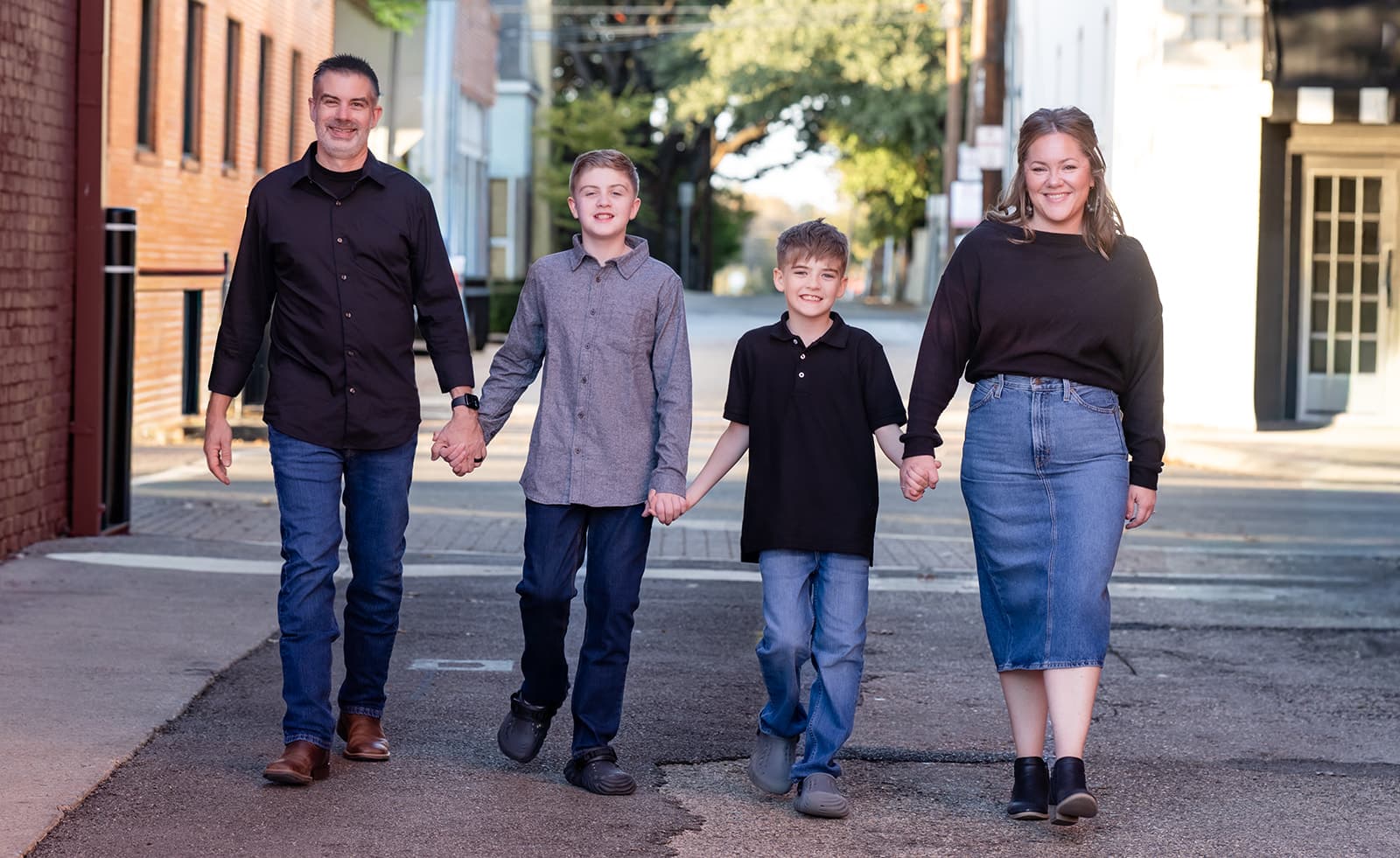 Family portrait photography in McKinney, Texas by Porchlight Studios. Image 22 of 41