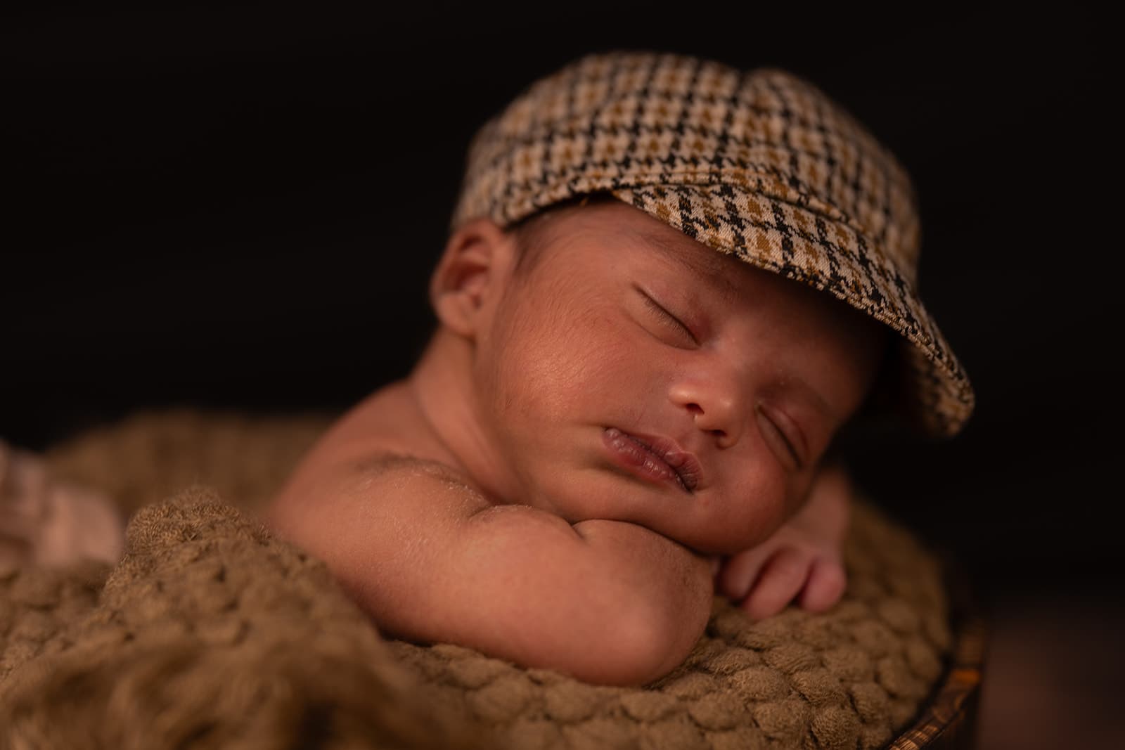 Newborn photography session in McKinney, Texas by Porchlight Studios